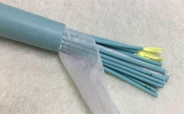 嘉峪关市欧孚光缆厂家：室内光缆和室外光缆的区别